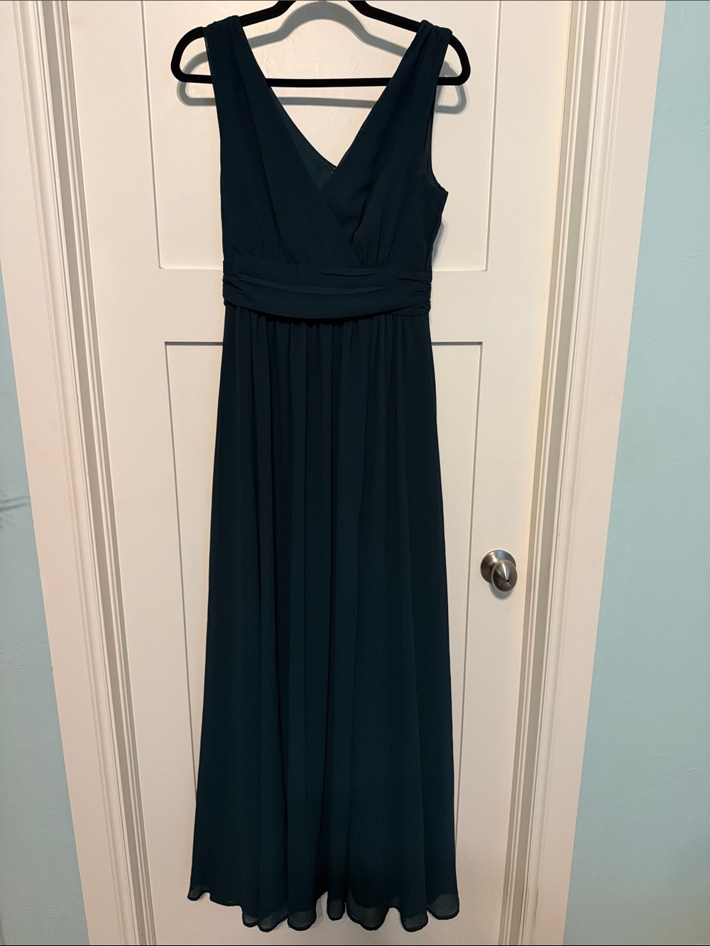 Lulu's Dark Emerald Green V-Neck Ruched Bodice Sleeveless Maxi Dress w/ Slit